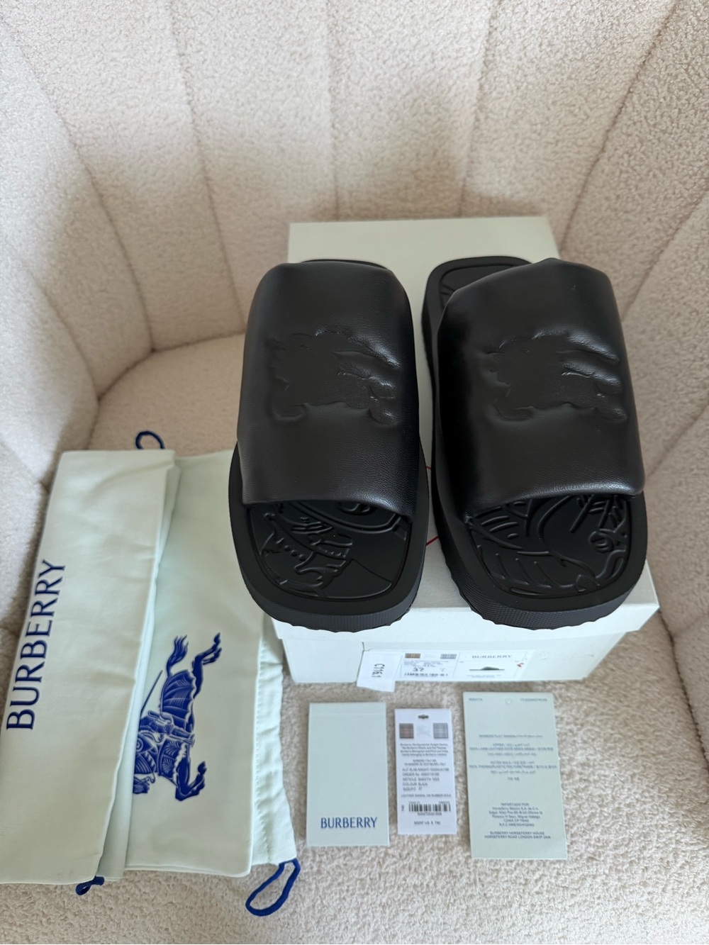 BURBERRY Slides Sandals soft Leather brand new Black summer shoes